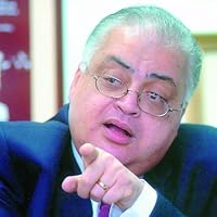 عمرو عبد السميع
