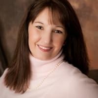 Shelley Gray