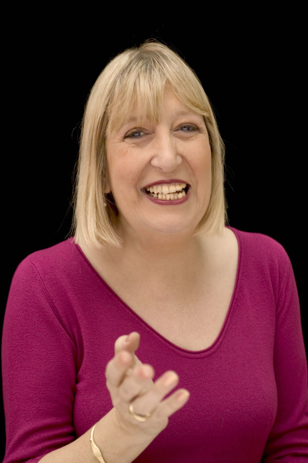 Lynne Truss profile picture