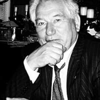 جنكيز ايتماتوف