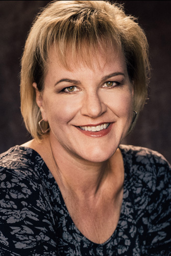 Lisa Tawn Bergren profile picture
