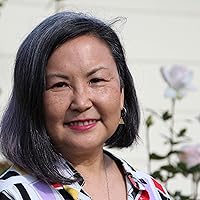 Naomi Hirahara