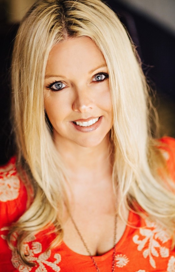 Amber Kelly