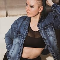 Courtney Leigh