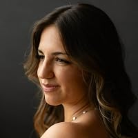 Nikki  Lang