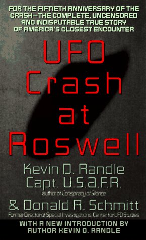 UFO Crash at Roswell (Mass Market Paperback)