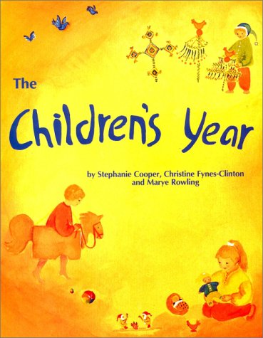 The Children's Year: Crafts and Clothes for Children and Parents to Make (Paperback)