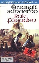 Bak fasaden (Sagaen om Isfolket, #18)