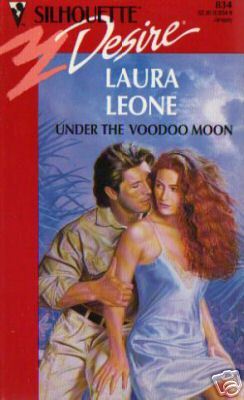 Under the Voodoo Moon (Mass Market Paperback)