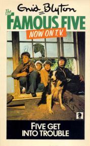 Five Get into Trouble (The Famous Five, #8)