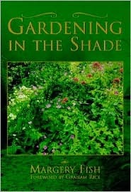 Gardening in the Shade (Paperback)
