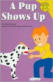 A Pup Shows Up (Read-It! Readers)
