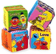 Sweet Sesame: Kisses, Hugs, Smiles, Love (4 Cloth Book Block Boxed Set) (Sesame Street)
