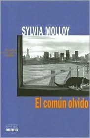 El común olvido (Paperback)