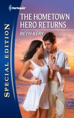 The Hometown Hero Returns (Home to Harbor Town, #1)
