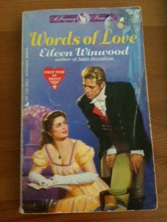 Words of Love (Mass Market Paperback)