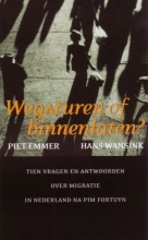 Wegsturen of binnenlaten? Tien vragen en antwoorden over migratie (Paperback)