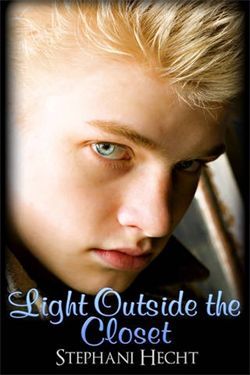 Light Outside the Closet (Haven Coffee House Boys #1)