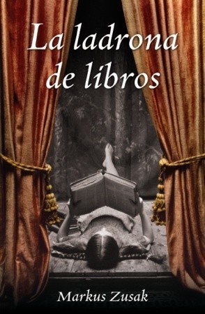 Portada de La ladrona de libros, de Markus Zusak