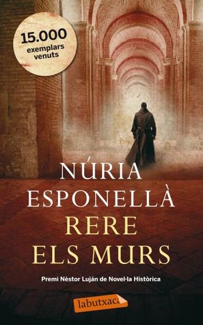 Rere els murs (Paperback)