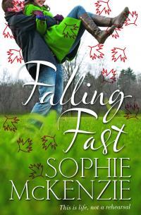 Falling Fast (Flynn, #1)