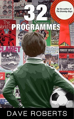 32 Programmes by Roberts, Dave (2011) Paperback