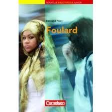 Foulard (Perfect Paperback)