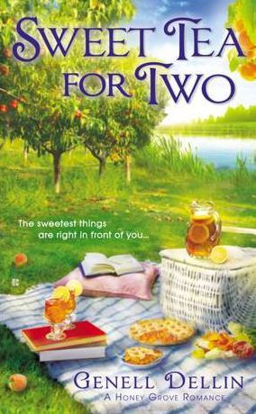Sweet Tea for Two (A Honey Grove Romance)