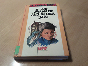 Ein Armreif aus blauer Jade (Emi und Tina, #4)