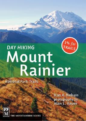 Day Hiking: Mount Rainier National Park Trails (Paperback)