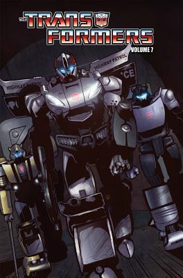 Transformers Volume 6: Chaos: Police Action (Paperback)