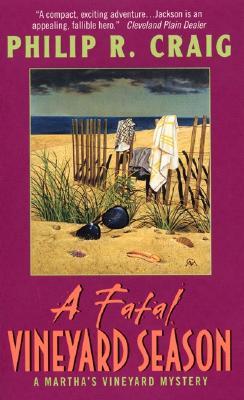 A Fatal Vineyard Season (Martha's Vineyard Mystery #10)