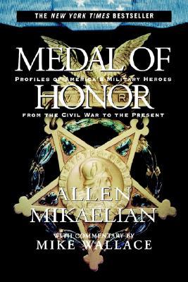 Medal of Honor: Profiles of America's Military Heroes from the Civil War to the Present (Paperback)