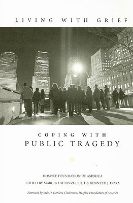 Living with Grief: Coping with Public Tragedy (Paperback)