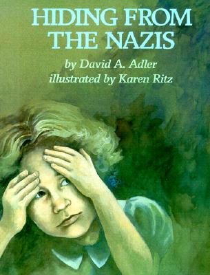 Hiding From the Nazis (Paperback)