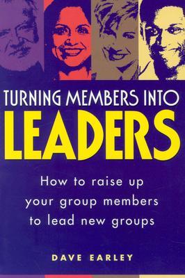 Turning Members Into Leaders (Paperback)