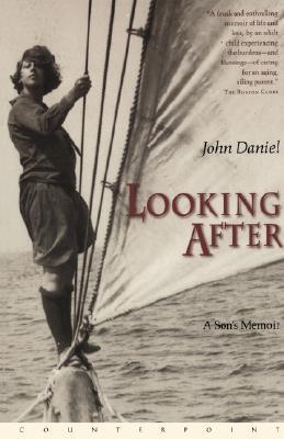 Looking After: A Son's Memoir (Paperback)