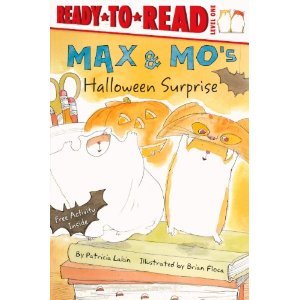 Max & Mo's Halloween Surprise (Turtleback School & Library Binding Edition)