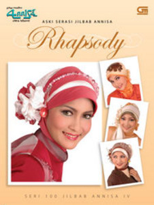 Aksi Serasi Jilbab Annisa Rhapsody