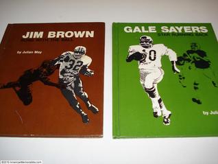 Jim Brown runs with the ball (Sports close-up books)