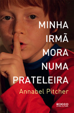 Minha Irmã Mora Numa Prateleira