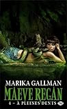 A pleines dents by Marika Gallman