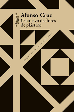 O cultivo de flores de plástico