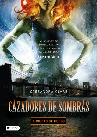 Portada de Ciudad de hueso, de Cassandra Clare