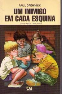 Um Inimigo Em Cada Esquina (Unknown Binding)