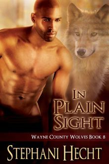 In Plain Sight (Wayne County Wolves #8)