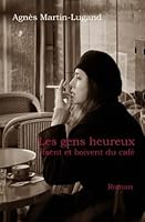 Les gens heureux lisent et boivent du café