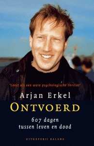 Ontvoerd: 607 dagen tussen leven en dood (Paperback)