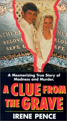 A Clue from the Grave (Mass Market Paperback)