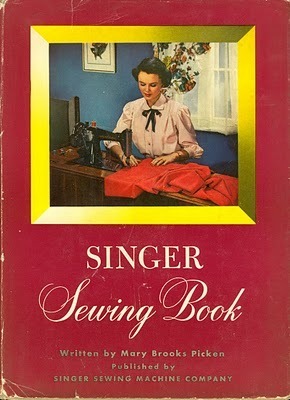 Better Homes and Gardens Sewing Book (Hardcover)